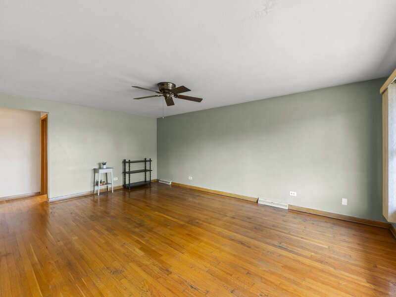 9429 Major Avenue Oak Lawn IL 60453