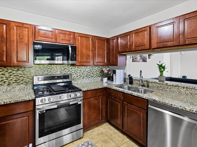 1540 Regan Court Hoffman Estates IL 60192