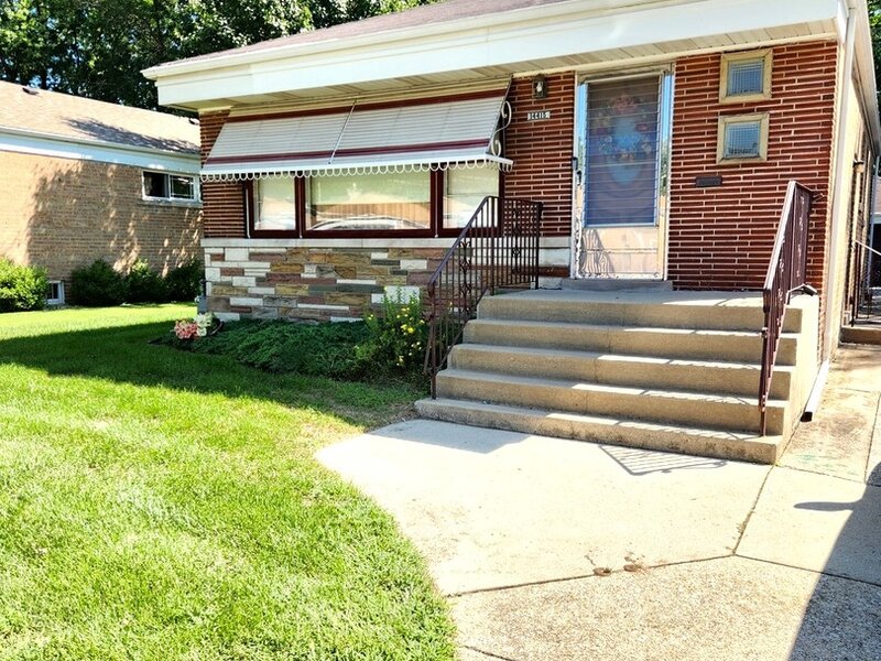 14415 S Saginaw Avenue Burnham IL 60633