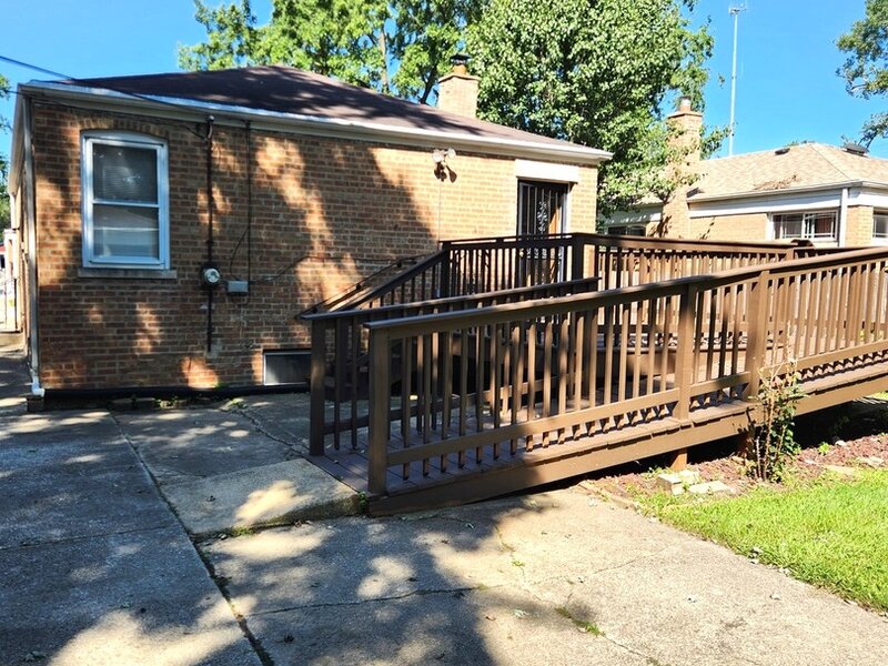 14415 S Saginaw Avenue Burnham IL 60633