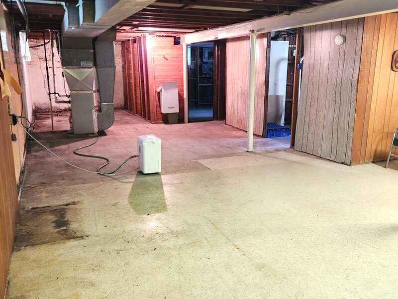 14415 S Saginaw Avenue Burnham IL 60633