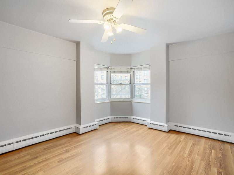4970 N Marine Drive Chicago IL 60640