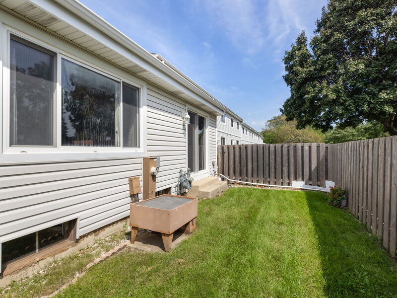 337 E Roland Drive Glendale Heights IL 60139