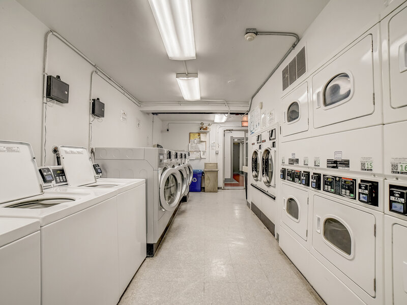 5300 S Shore Drive Chicago IL 60615
