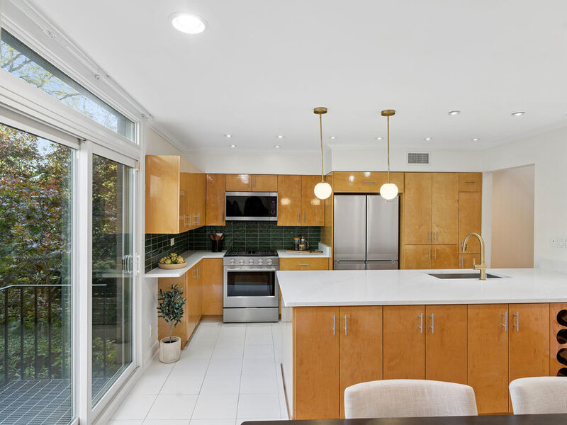 1470 E 56th Street Chicago IL 60637
