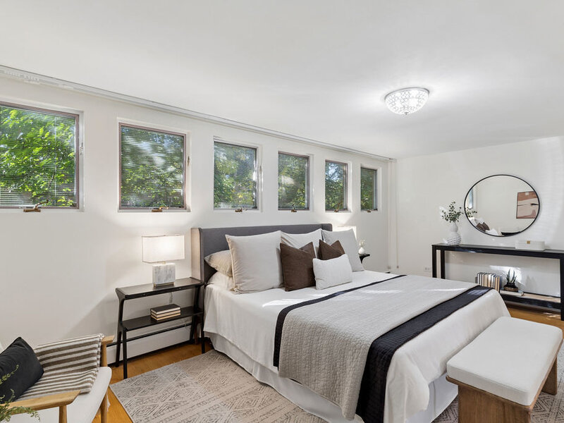1470 E 56th Street Chicago IL 60637