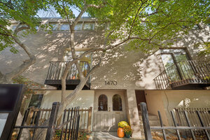 Photo of 1470 E 56th Street Chicago IL 60637