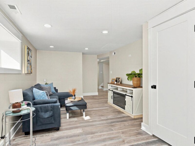 1323 Home Avenue Berwyn IL 60402