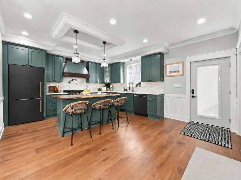 1323 Home Avenue Berwyn IL 60402
