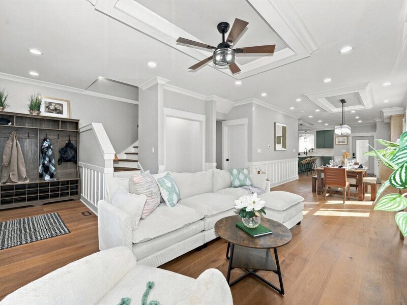 1323 Home Avenue Berwyn IL 60402