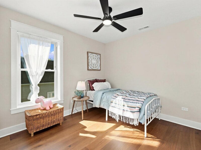 1323 Home Avenue Berwyn IL 60402