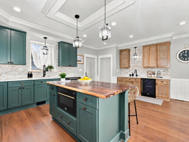 1323 Home Avenue Berwyn IL 60402