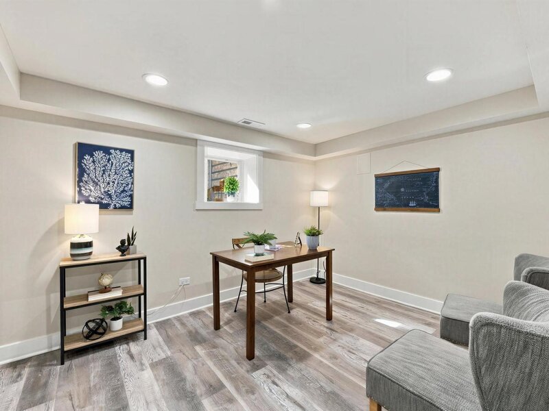 1323 Home Avenue Berwyn IL 60402