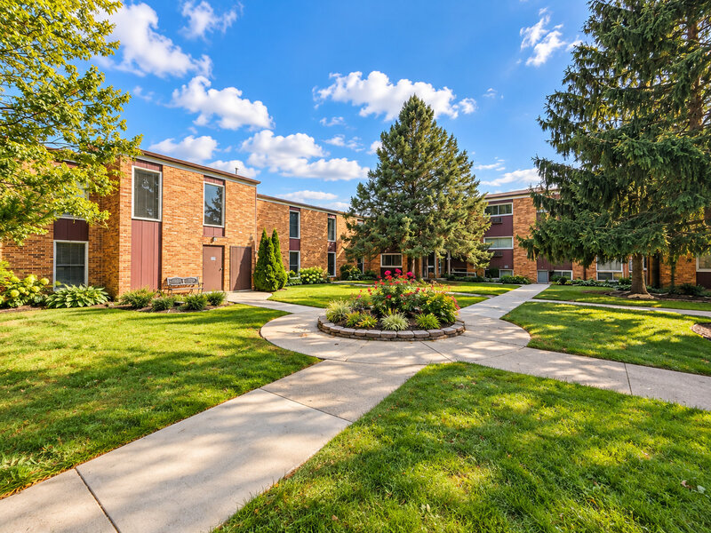 1313 Rebecca Road Lombard IL 60148