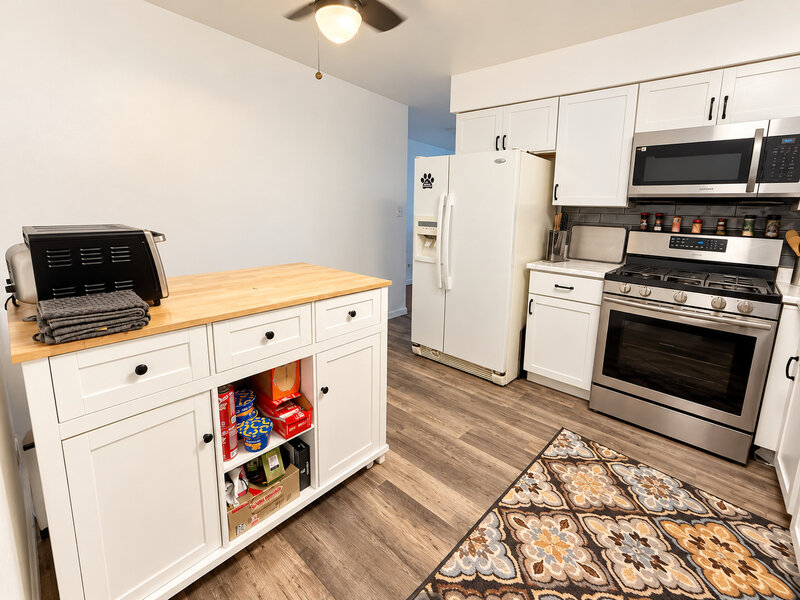 1313 Rebecca Road Lombard IL 60148