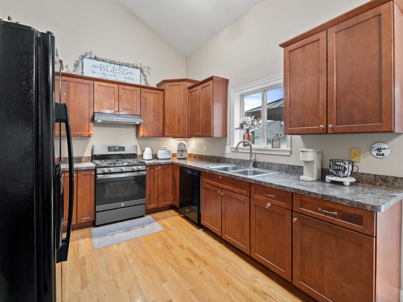 2135 Columbine Court Round Lake IL 60073