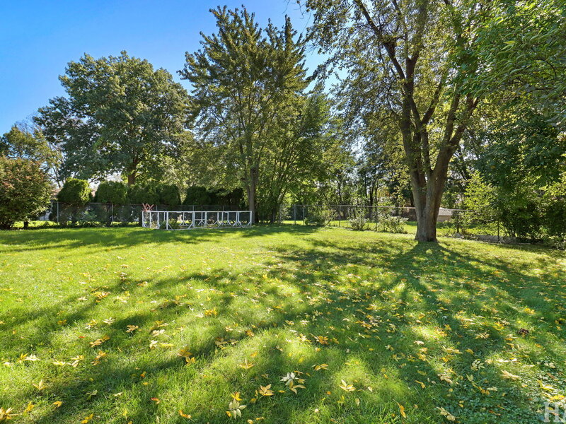1425 Concord Lane Schaumburg IL 60193