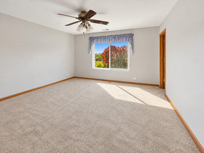 1071 Ellsworth Drive Grayslake IL 60030