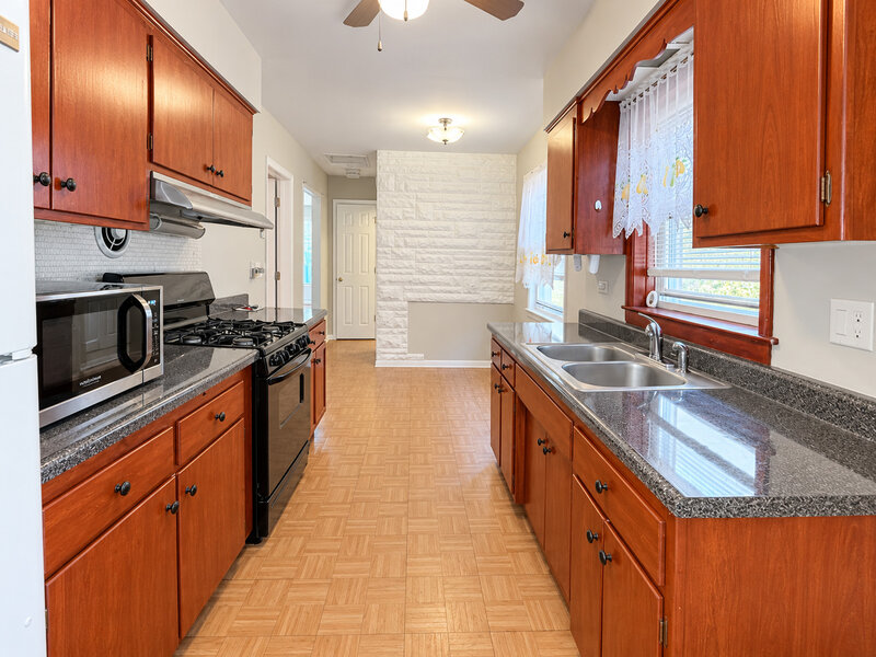 6812 W Higgins Avenue Chicago IL 60656