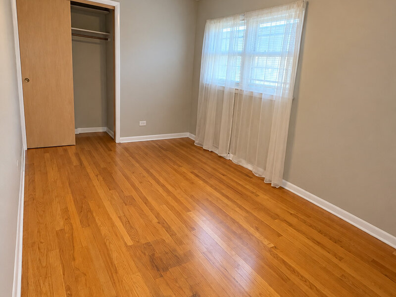 6812 W Higgins Avenue Chicago IL 60656
