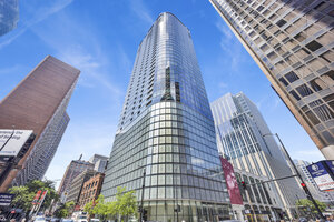 Photo of 600 N Fairbanks Court Chicago IL 60611 Unit 1504