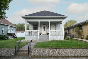 Photo of 223 S Grand Avenue Bradley IL 60915