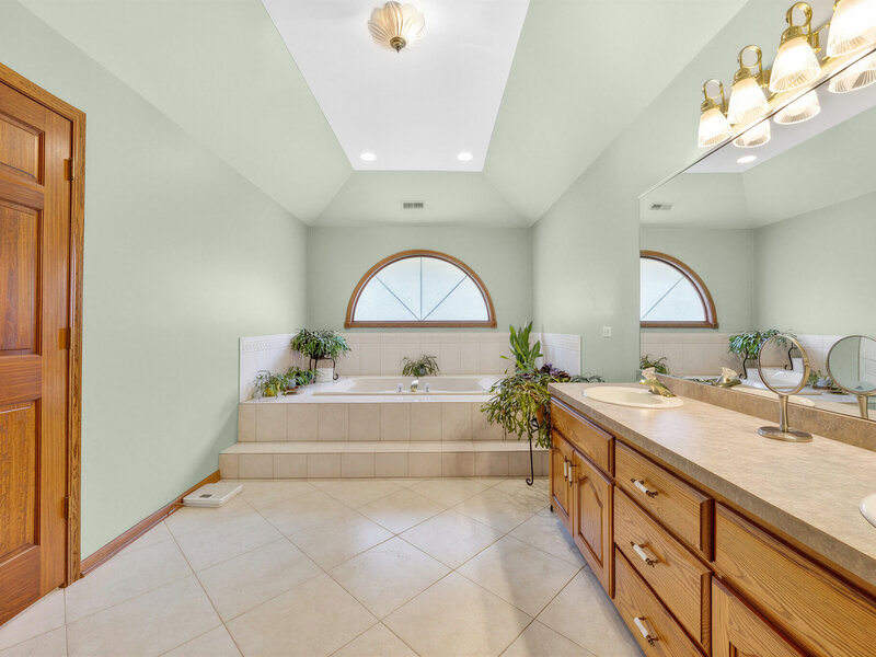 8127 Abbey Road Tinley Park IL 60477