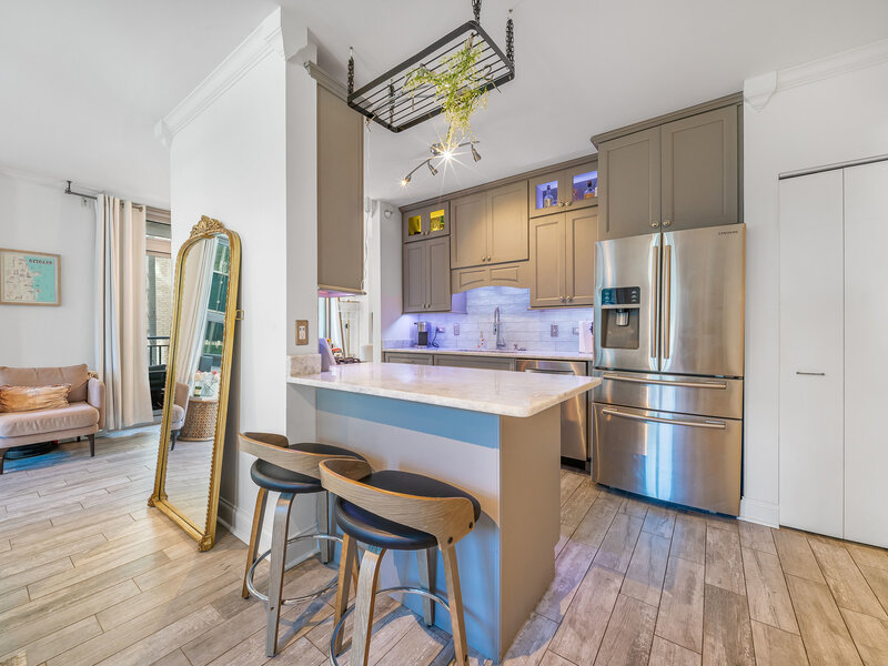 125 S Jefferson Street Chicago IL 60661