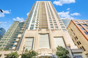 Photo of 125 S Jefferson Street Chicago IL 60661 Unit 607
