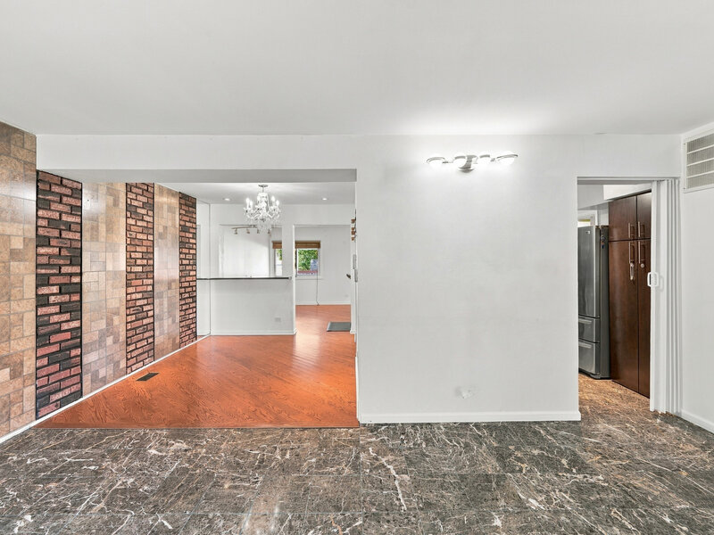 1738 Newport Street Glendale Heights IL 60139