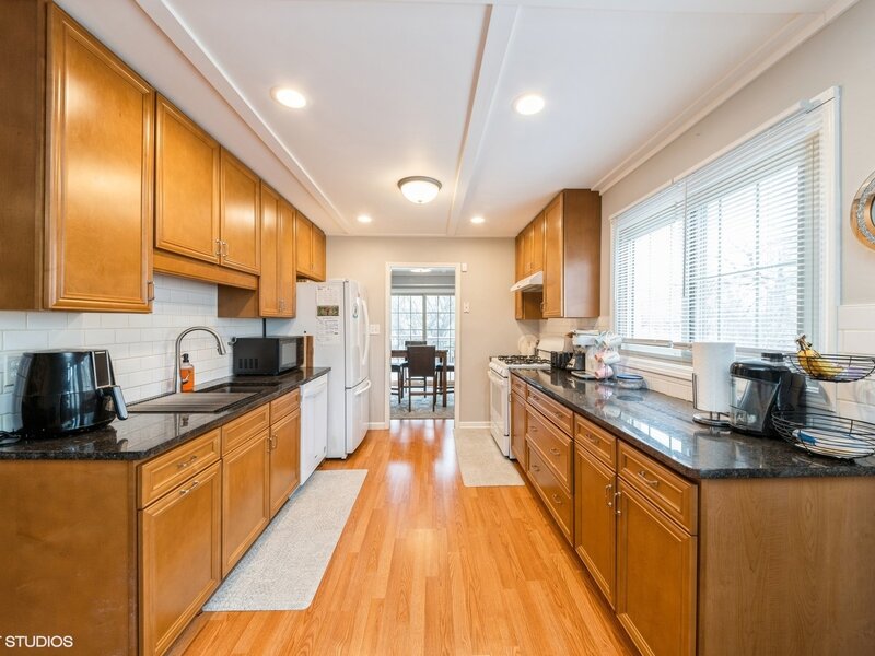 264 Evergreen Lane Bloomingdale IL 60108