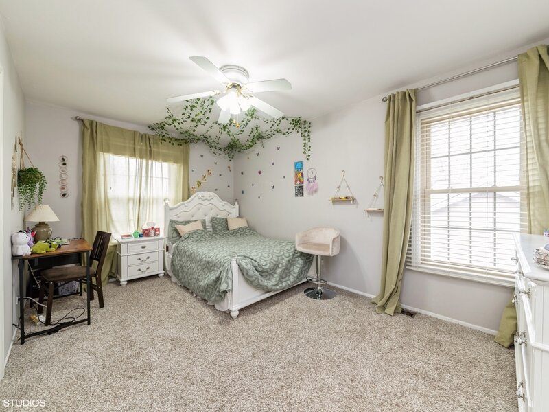 264 Evergreen Lane Bloomingdale IL 60108
