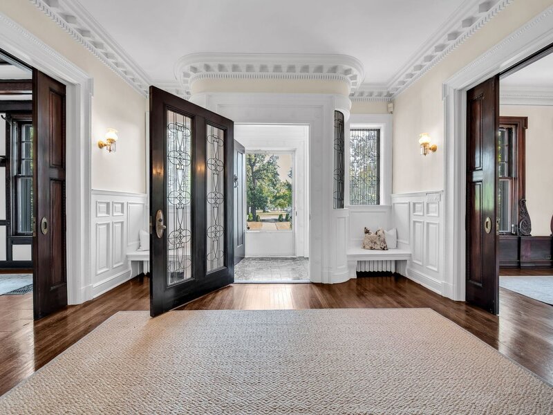 1616 Forest Place Evanston IL 60201