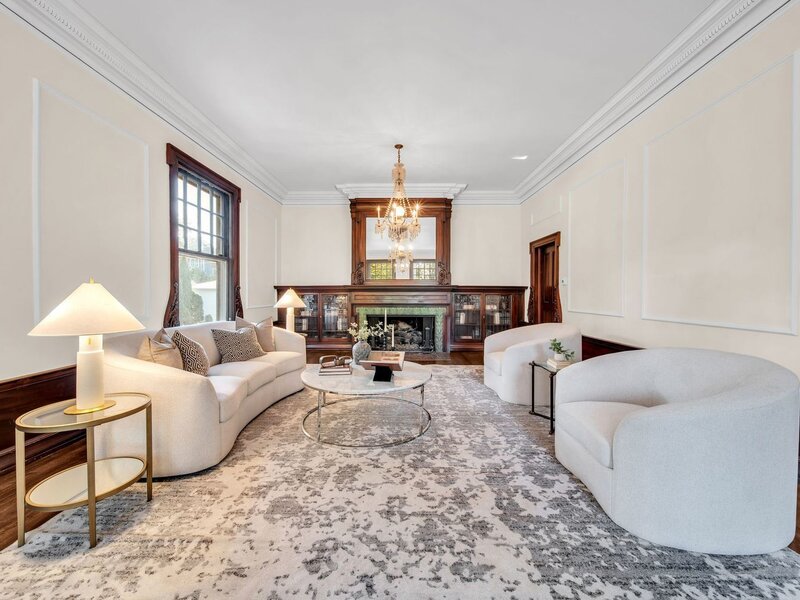 1616 Forest Place Evanston IL 60201