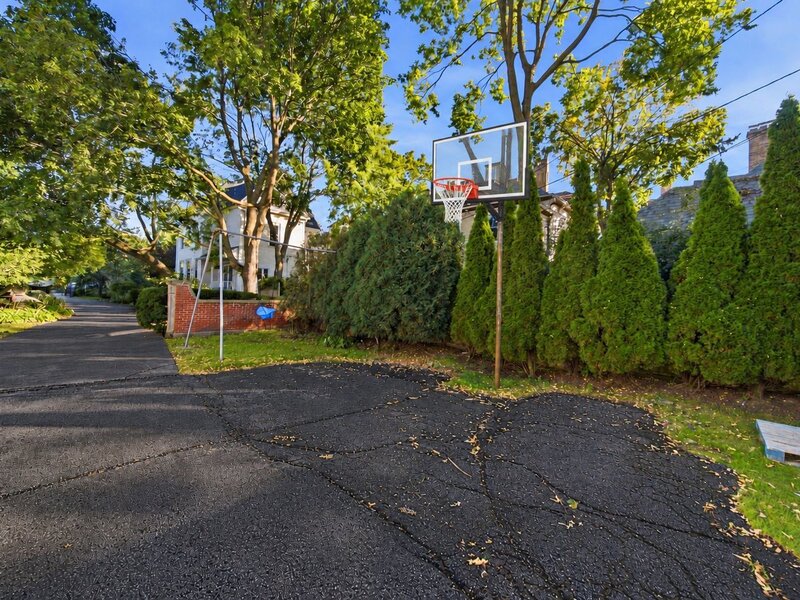 1616 Forest Place Evanston IL 60201