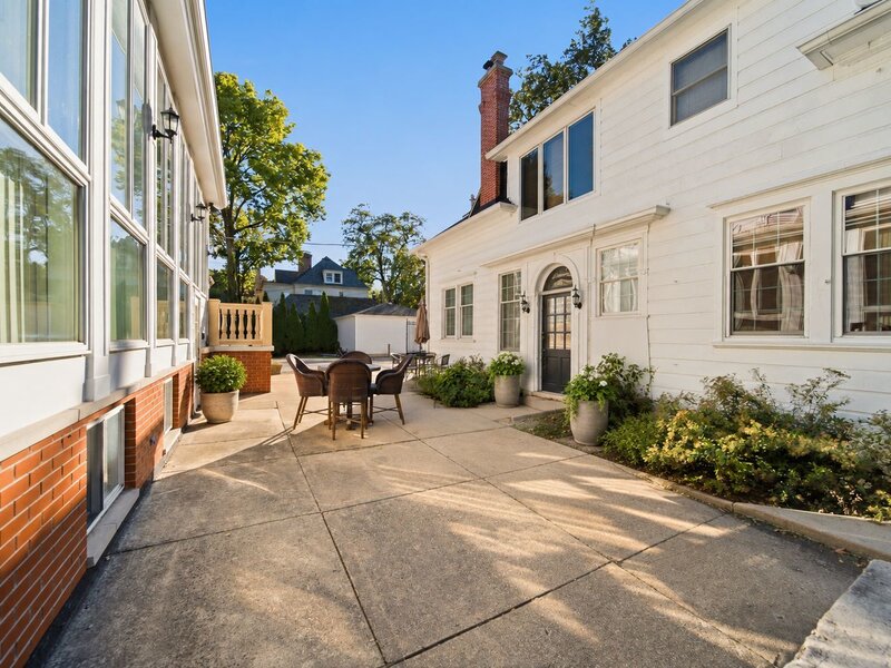 1616 Forest Place Evanston IL 60201