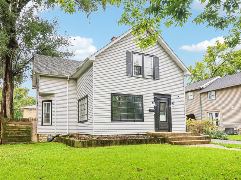 9 Blackman Avenue Joliet IL 60436