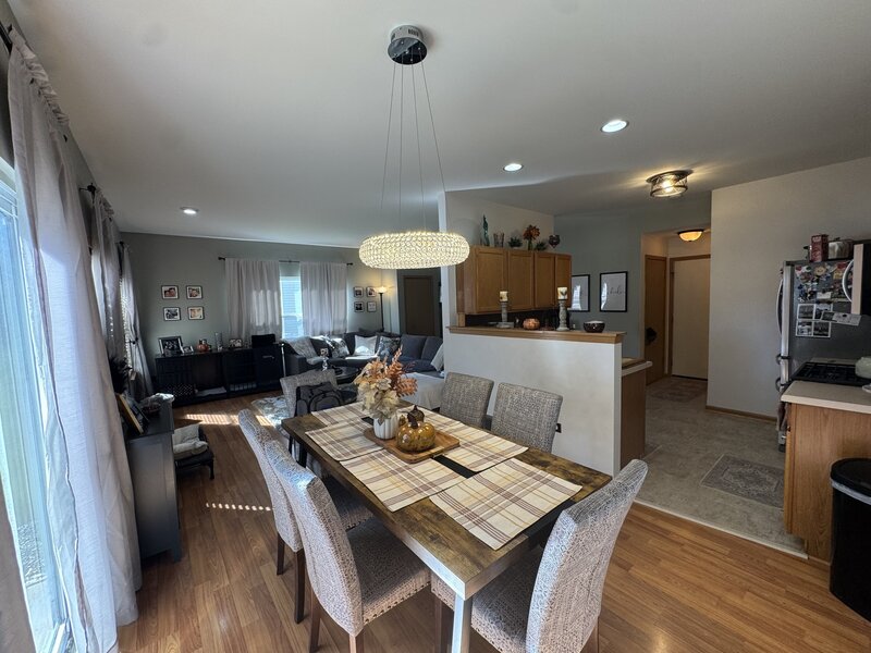 661 Fieldcrest Drive South Elgin IL 60177
