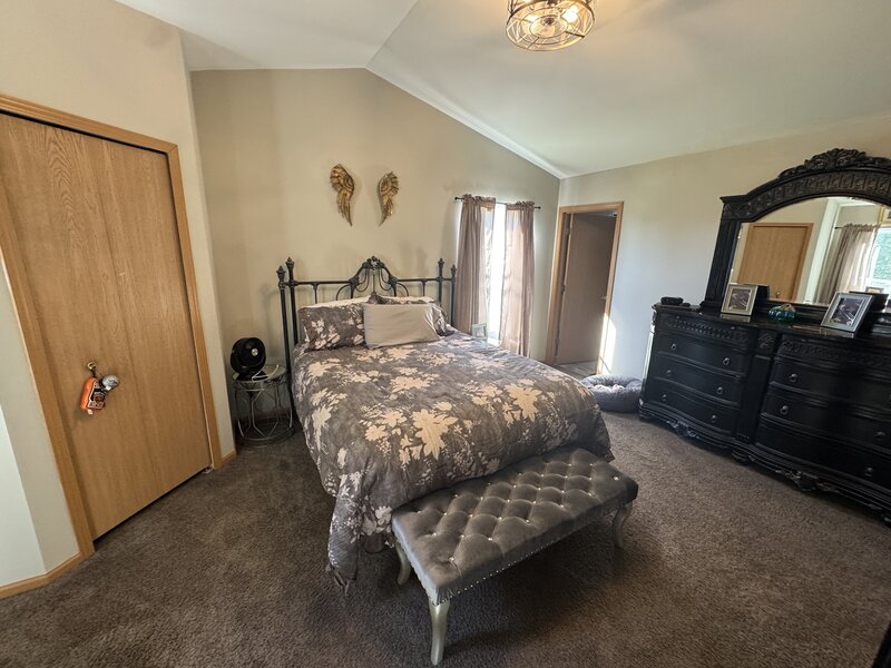 661 Fieldcrest Drive South Elgin IL 60177