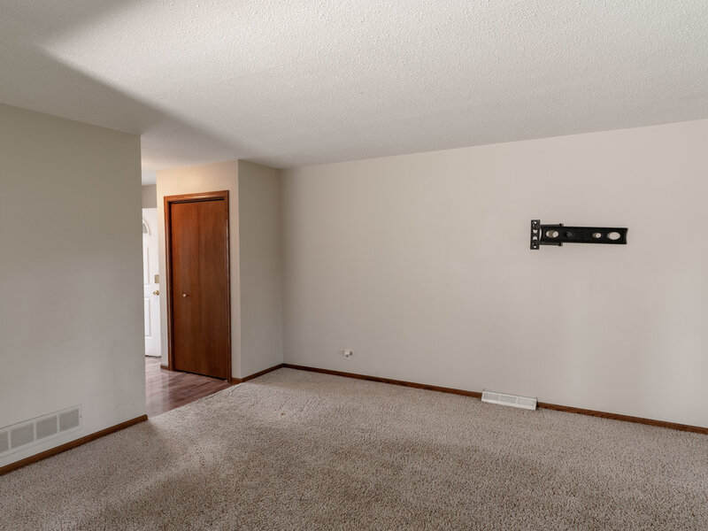 3076 Parkwild Drive Bettendorf IA 52722