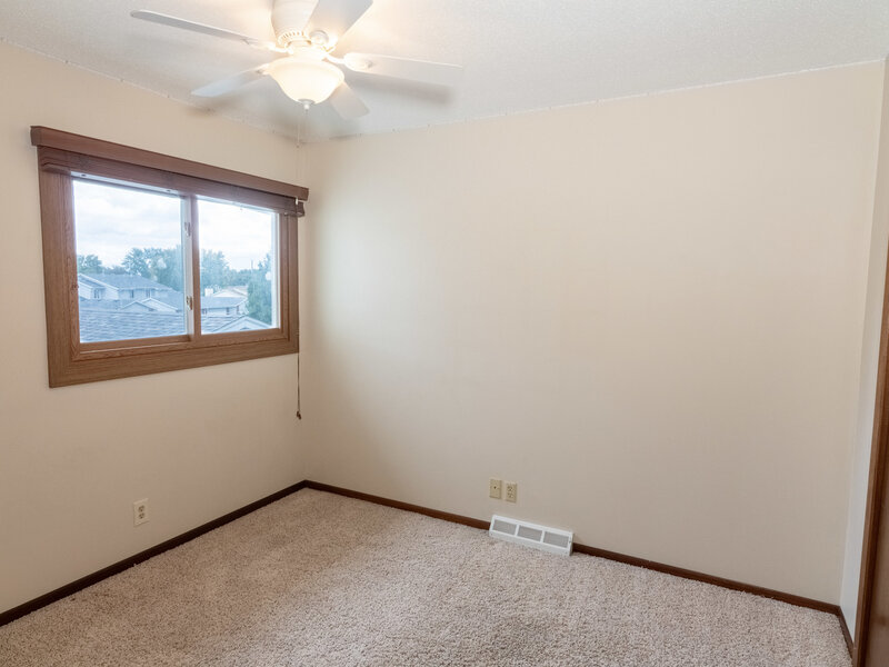 3076 Parkwild Drive Bettendorf IA 52722
