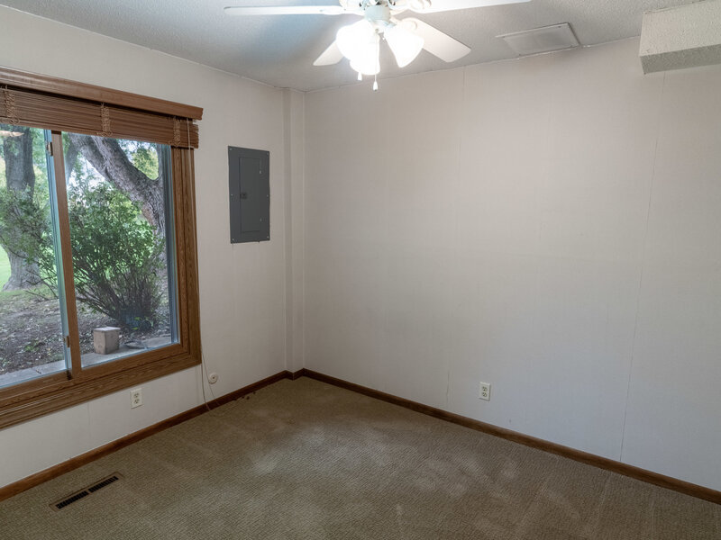 3076 Parkwild Drive Bettendorf IA 52722