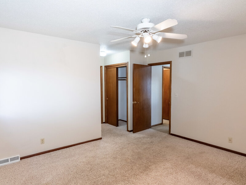 3076 Parkwild Drive Bettendorf IA 52722