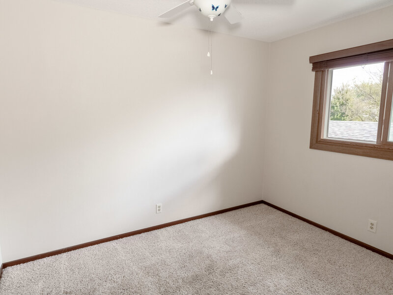 3076 Parkwild Drive Bettendorf IA 52722