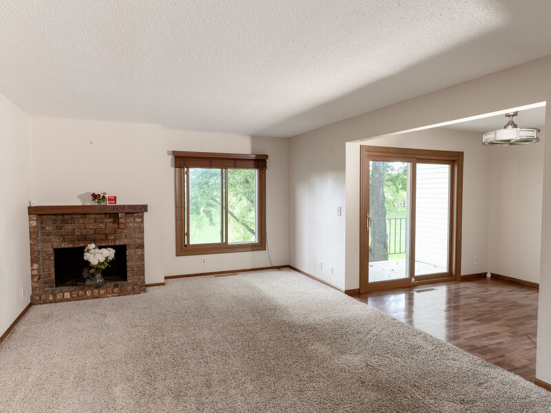 3076 Parkwild Drive Bettendorf IA 52722