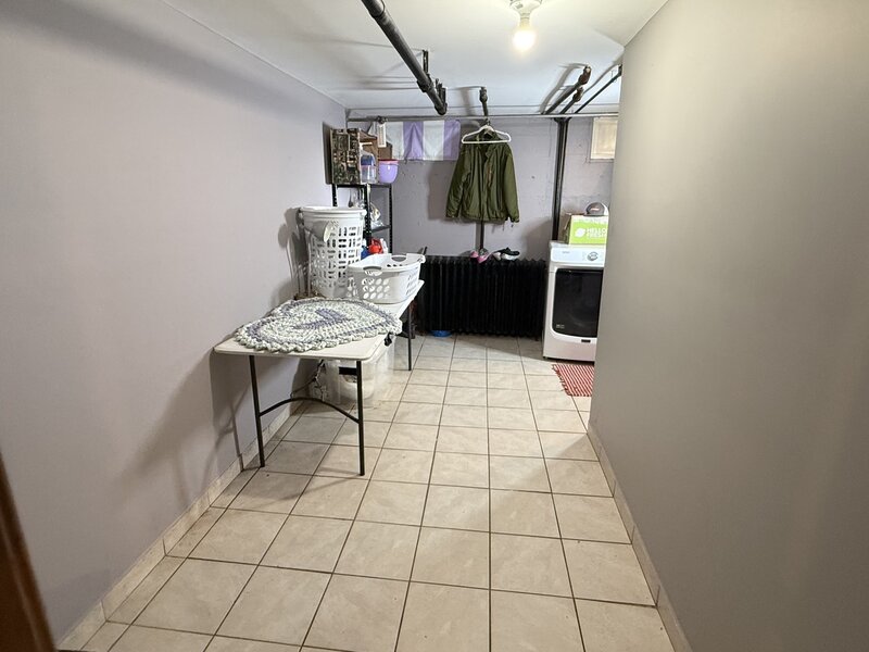 524 Lavoie Avenue Elgin IL 60120