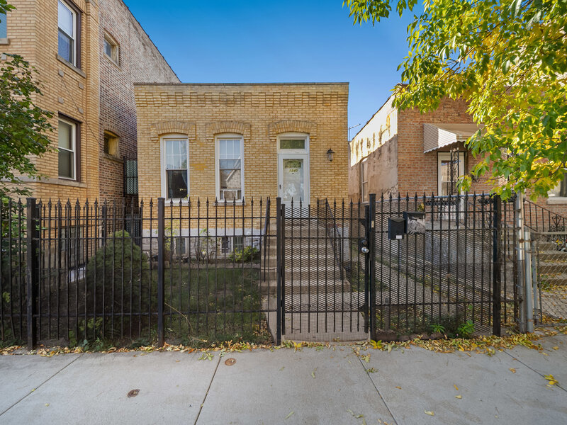 1340 N Hamlin Avenue Chicago IL 60651