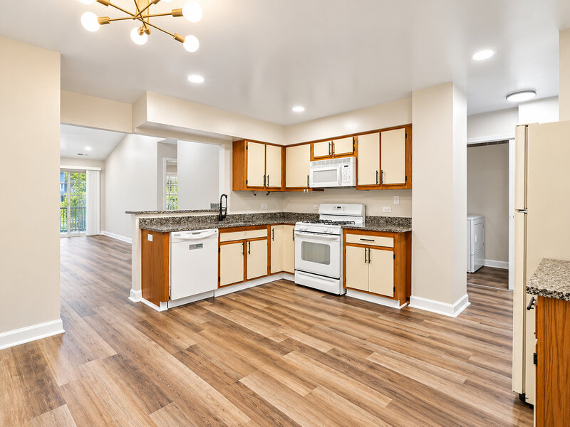 7 Polk Court Streamwood IL 60107
