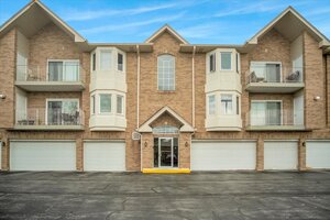 Photo of 11480 S Magnolia Lane Alsip IL 60803 Unit 101