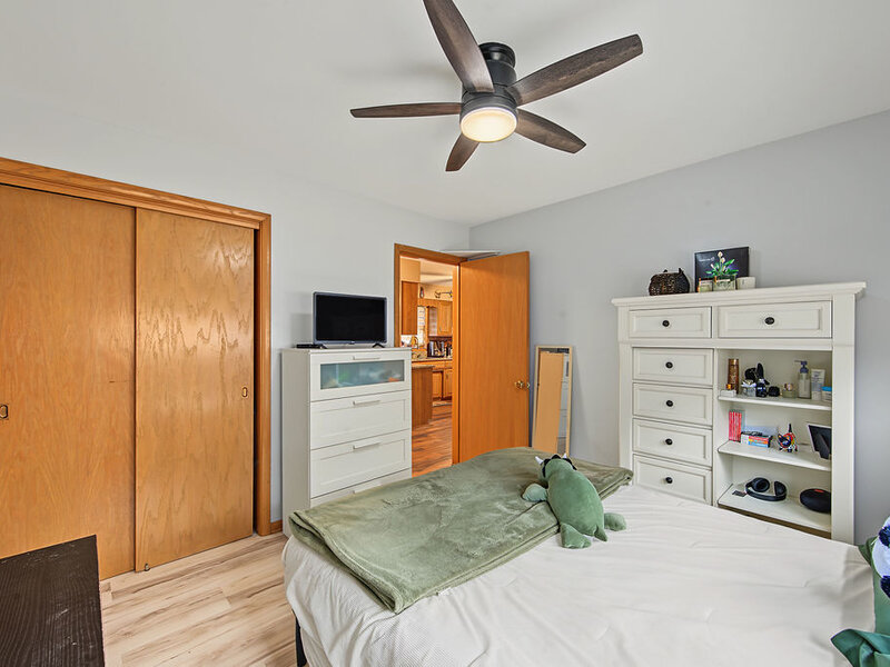 10712 S Avenue B Chicago IL 60617